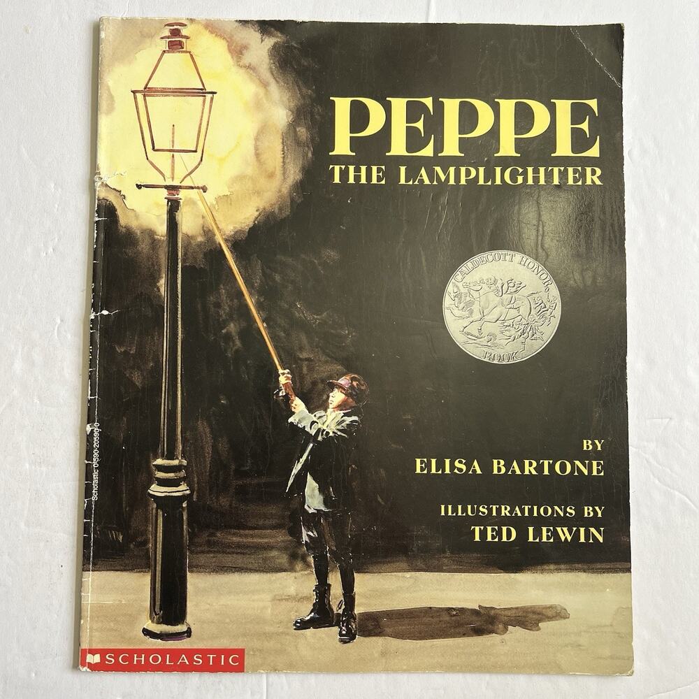 Peppe the Lamplighter by Elisa Bartone Ted Lewin Paperback Caldecott Honor Book